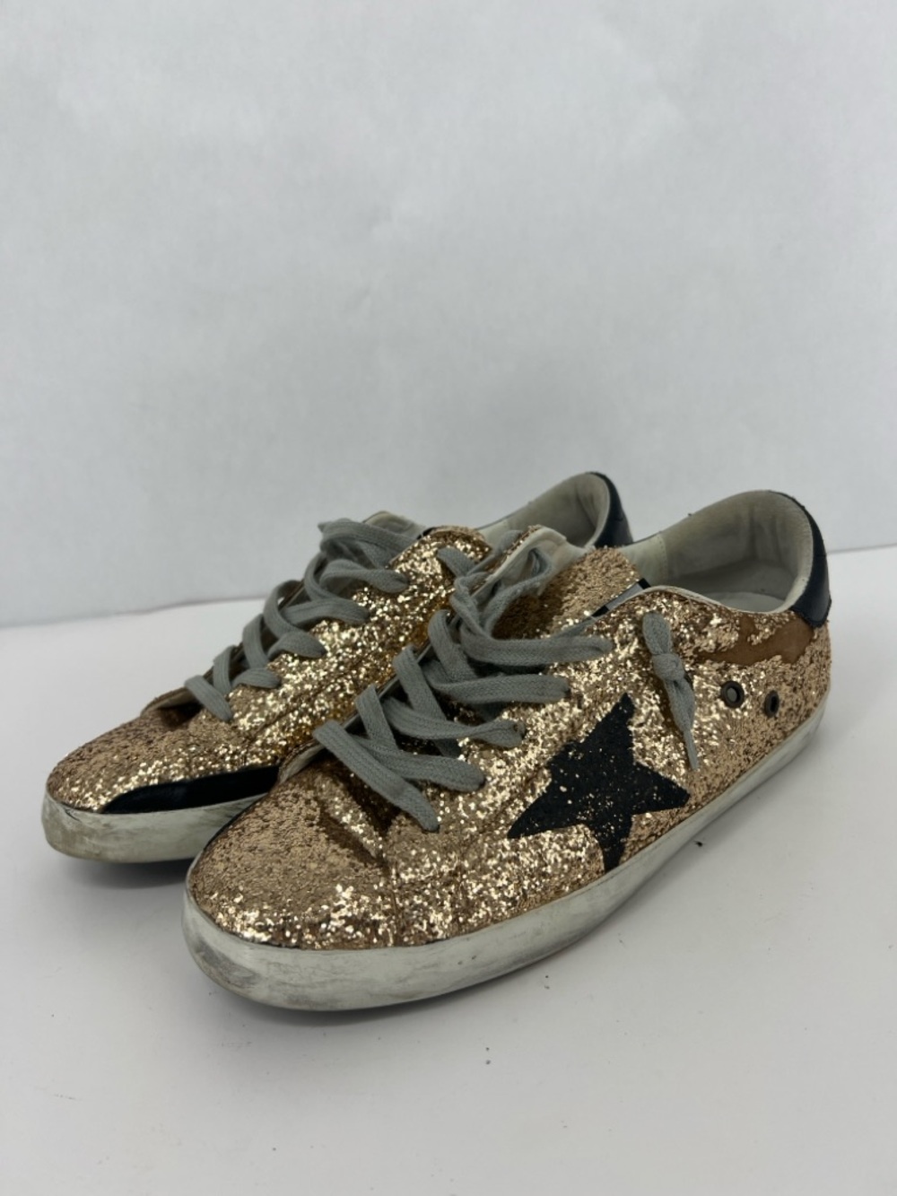 Golden Goose Superstar Glitter Star Low-Top Sneakers - Picture 3 of 14